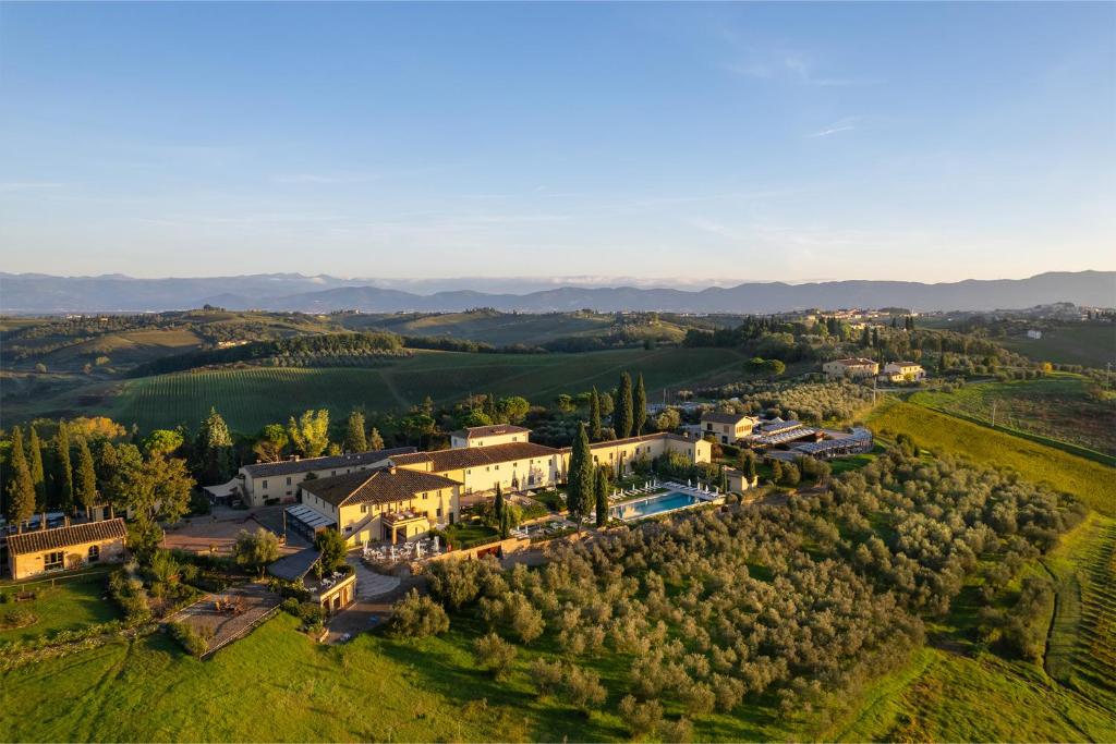 Villa Petriolo wedding venue in Cerreto Guidi, Tuscany